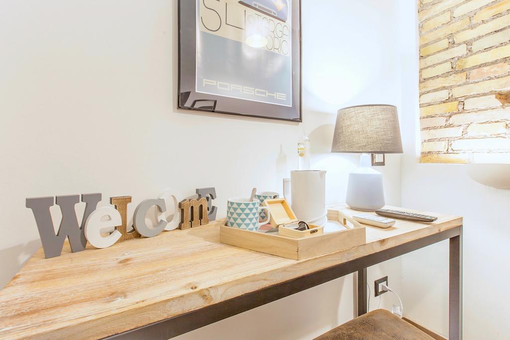 Del Falco Boutique Rooms San Pietro โรม ภายนอก รูปภาพ