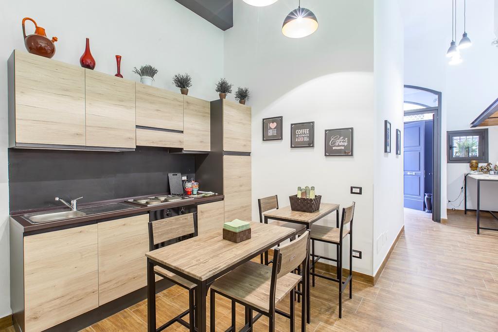 Del Falco Boutique Rooms San Pietro โรม ภายนอก รูปภาพ